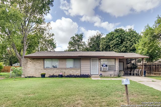 1st image of 915 Cibolo Trl