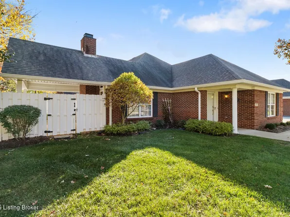 8701 Lough Dr, Louisville, KY 40291