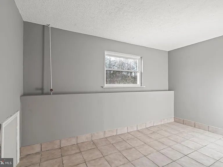 2344 Fernwood Ave — Photo 24