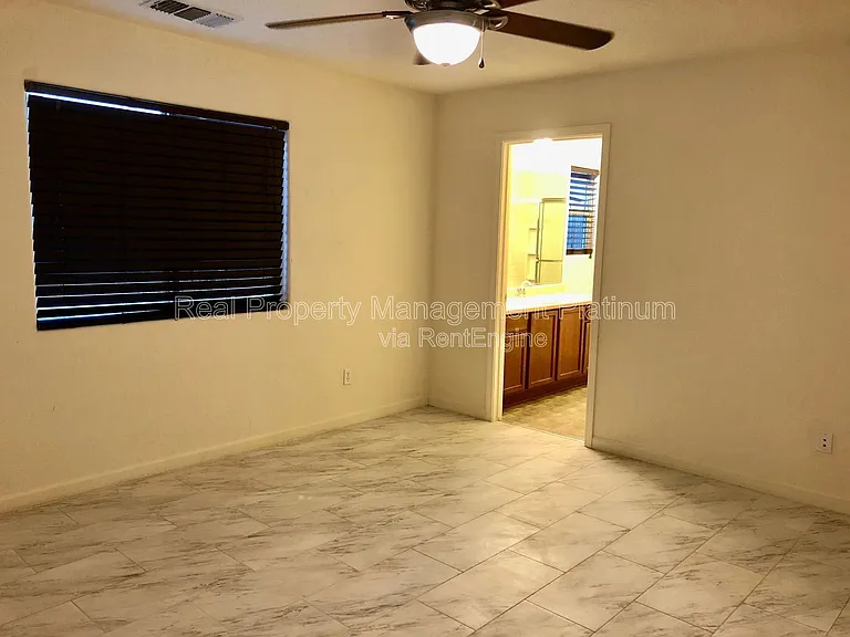 5886 E Fillmore Ave — Photo 10
