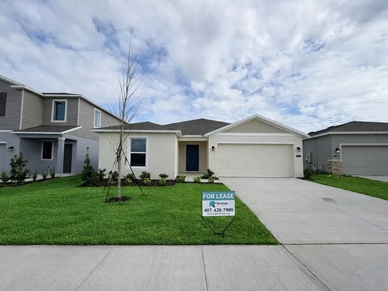 1116 Tyler Loop — Photo 1