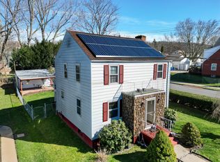 70 Roslyn St, Hartford, CT 06106