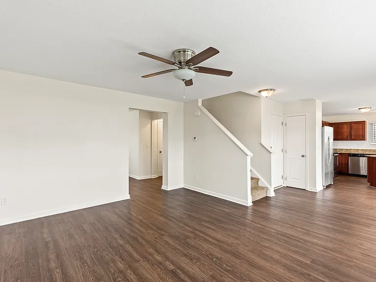 1260 Candora St — Photo 4