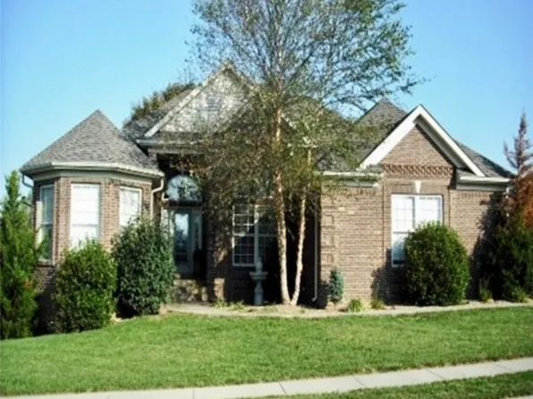 6405 Whispering Oaks Drive, Charlestown, IN 47111