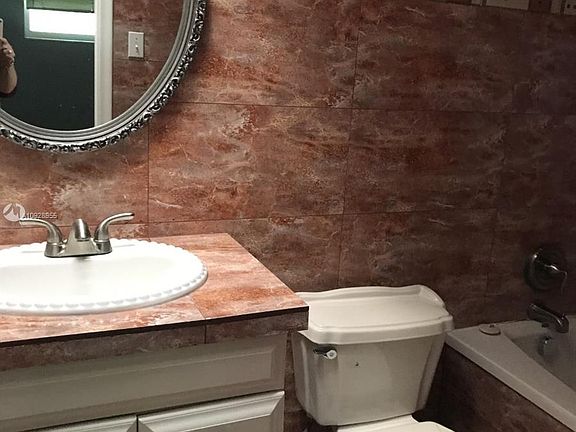 3rd image of 311 SE 5th St #0