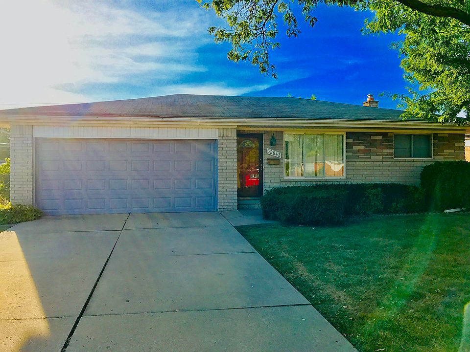 1st image of 32843 Wexford Dr
