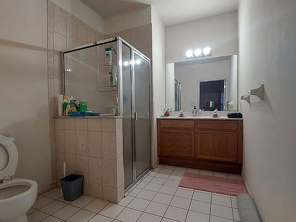 5th image of 1017 Flakne Ct #1017