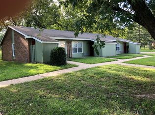 503 E Chellis St #5, Yates Center, KS 66783