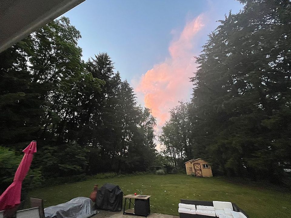 2nd image of 4315 Winchester Dr