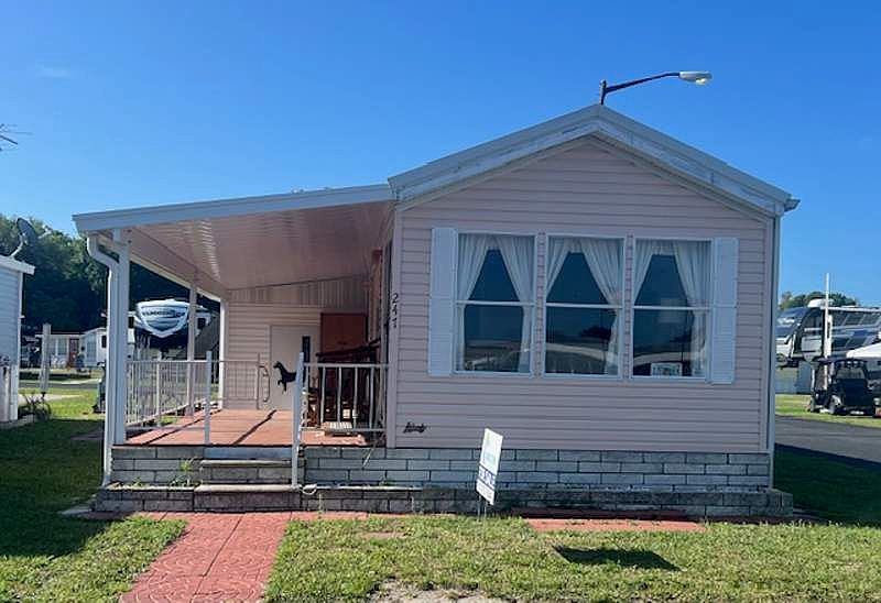 1st image of 37400 Chancey Rd #247