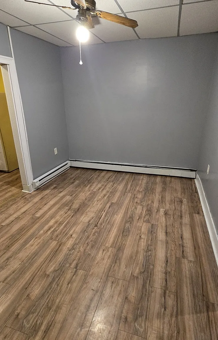 72 West Chestnut st — Photo 3