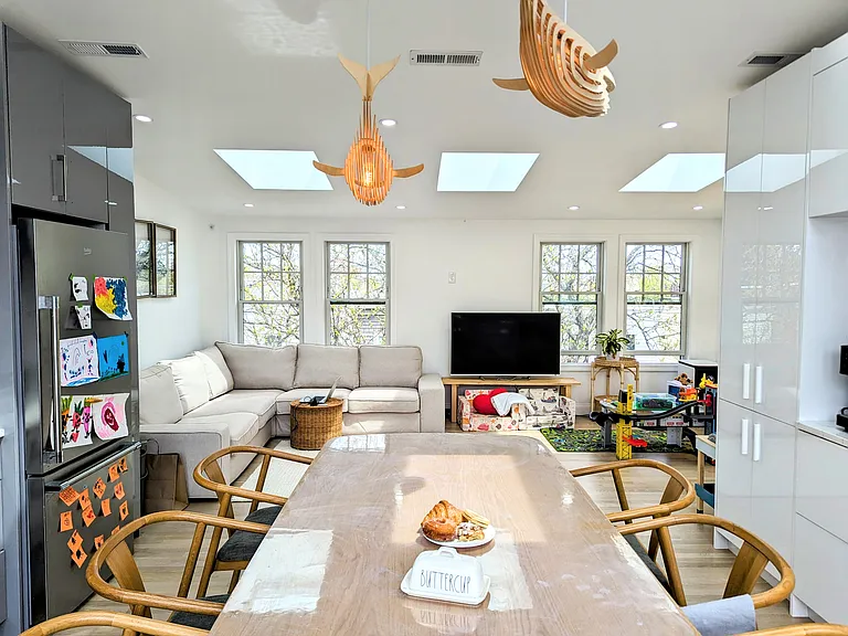 73 Webster St #3 — Photo 1