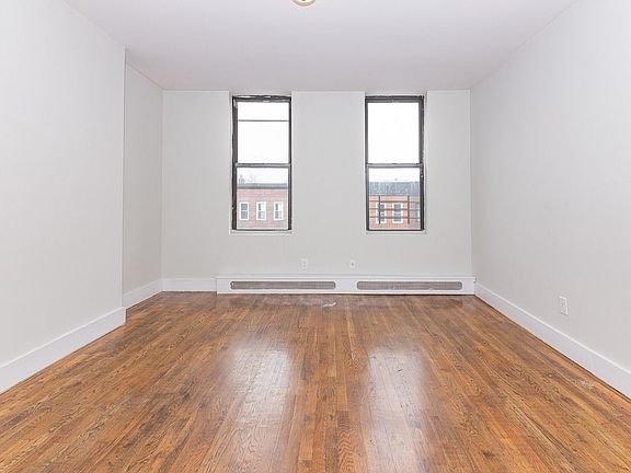 5th image of 838 Jefferson Ave #5S