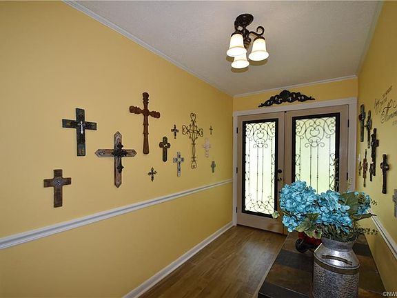 2nd image of 4474 Circle Square Dr