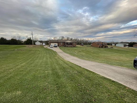 2nd image of 1017 Isaac Dr