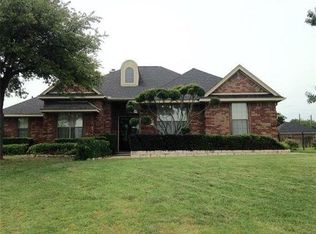 401 Seneca Dr, Waxahachie, TX 75165