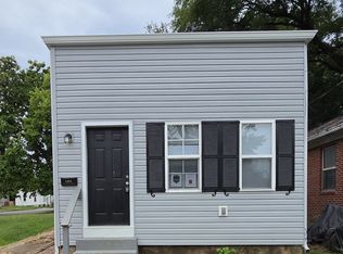 2402 Rowan St, Louisville, KY 40212