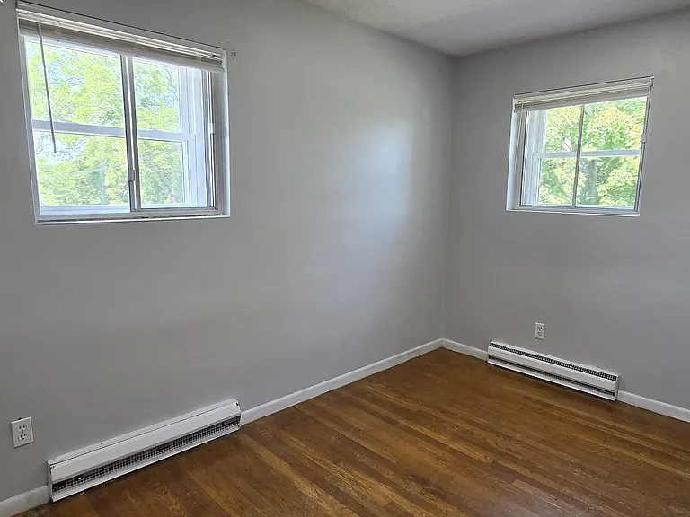 5 Waldemar Ave #3 — Photo 8
