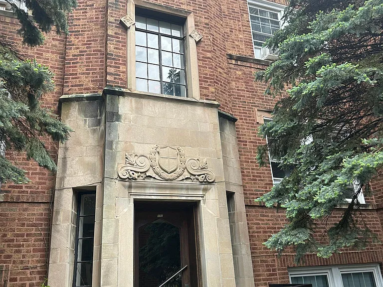 15 S Spring Ave #C2 — Photo 1