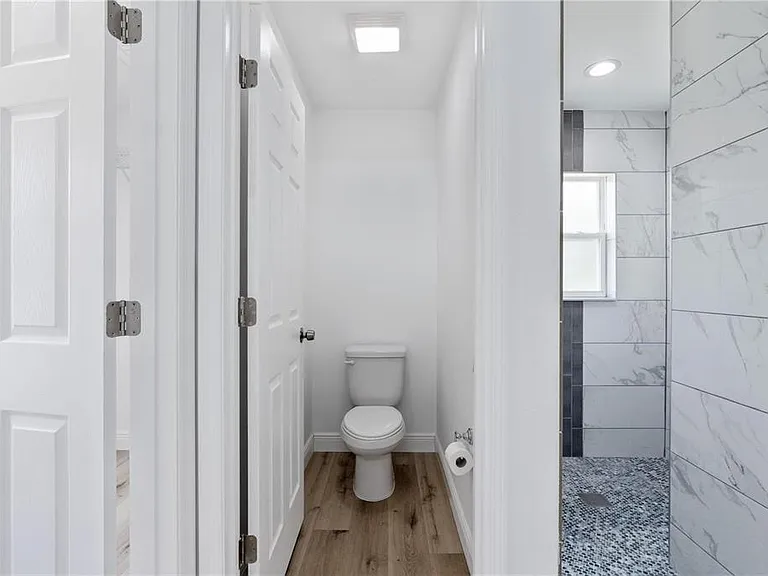 238 Locust Pass Ln — Photo 13