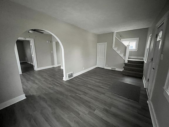 2nd image of 4419 Magnolia Ave SW