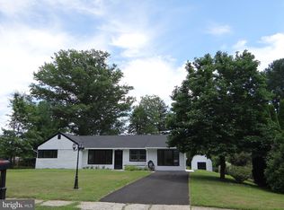 665 Pembroke Rd, Jenkintown, PA 19046