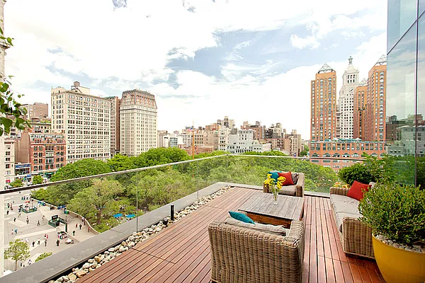 Rented by Brown Harris Stevens | media 16