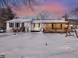 43 Fern Dr, Boyertown, PA 19512