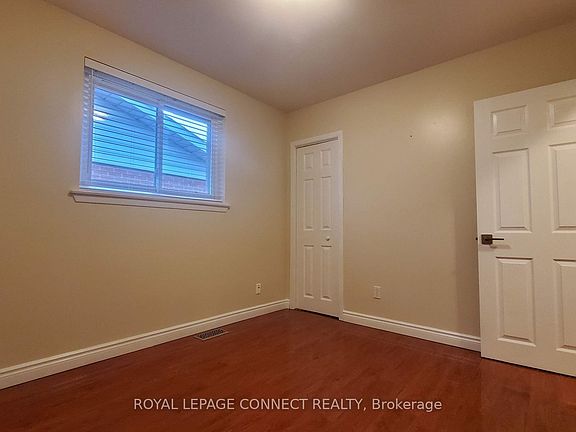 5th image of 1206 Wakefield Cres