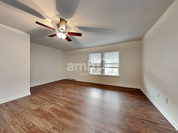 4th image of 11816 Village Pond Dr