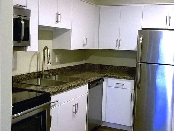 3rd image of 3728 S 900 E APT 6