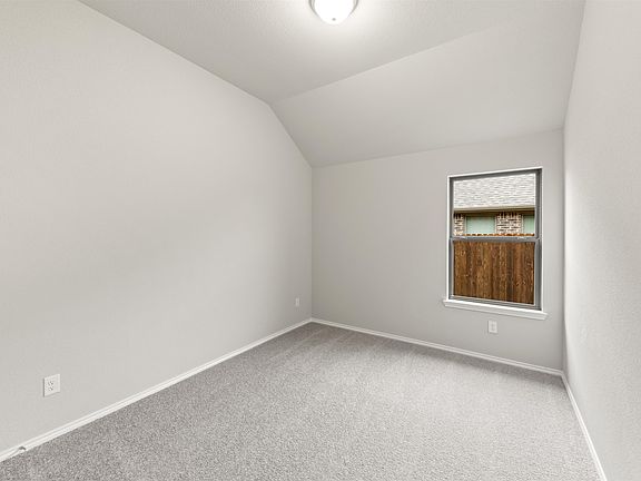 4th image of 1265 Alderwood Ln