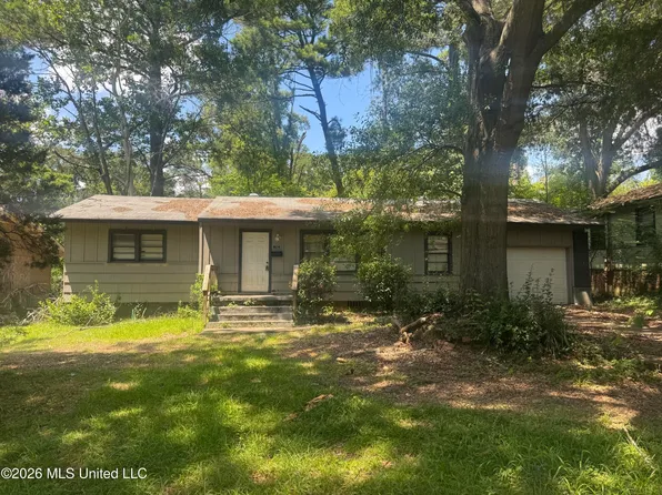 742 Kensington Pl, Jackson, MS 39206