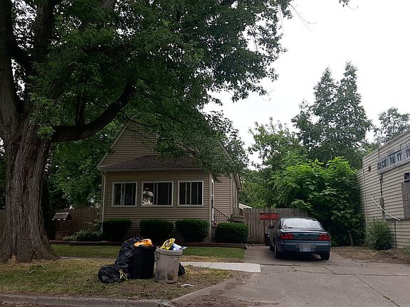 2nd image of 509 S Elm St