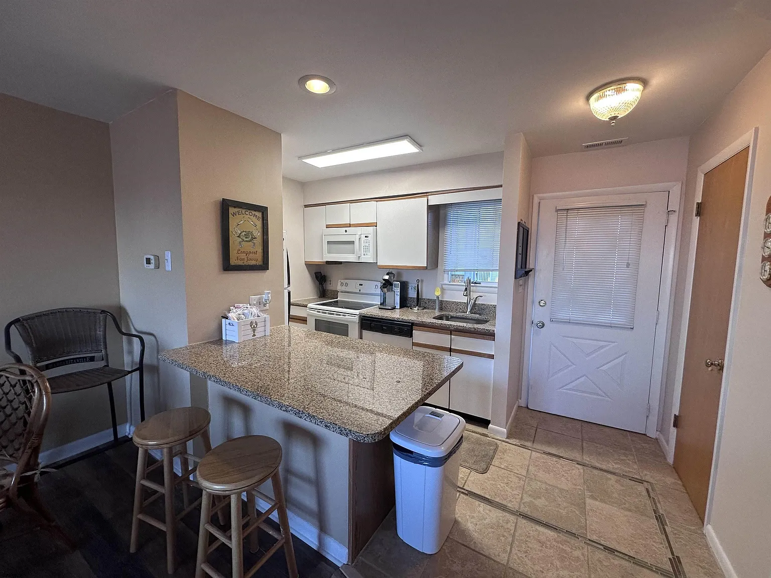 3 bed, 2.5 bath, $60,000 — Photo 4