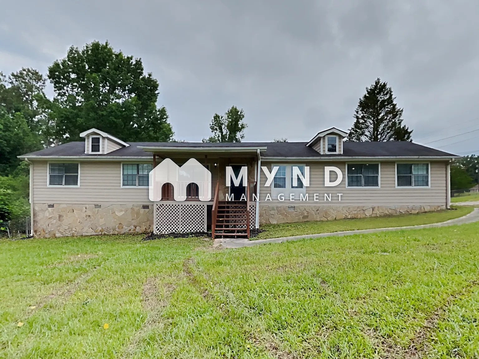 4 Hearthstone Dr photo 1