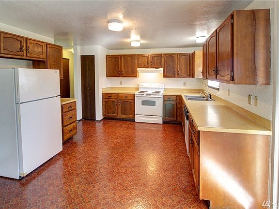 5th image of 3636 E Rusley Dr