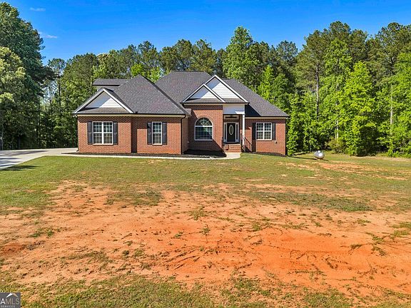 2nd image of 2594 Lassiter Rd