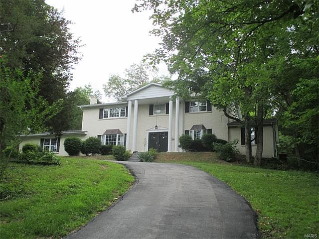 1st image of 3690 S Lakeshore Dr