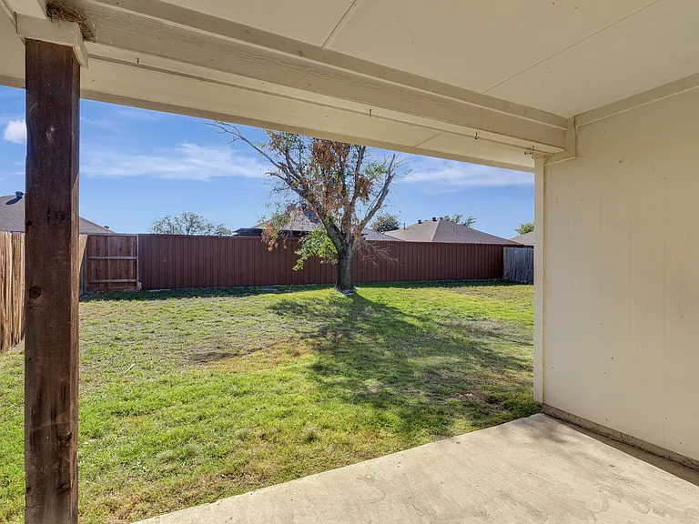 9905 Tyler Dr — Photo 27