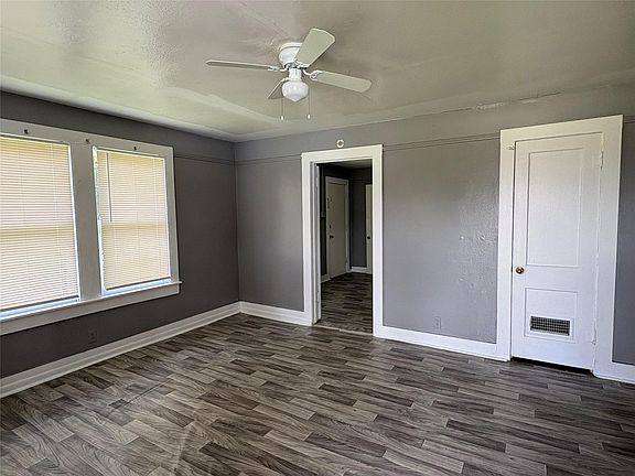 5th image of 715 W 4th St