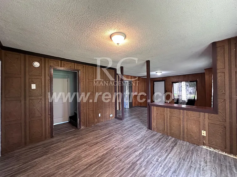 106 Wisconsin Ave — Photo 11