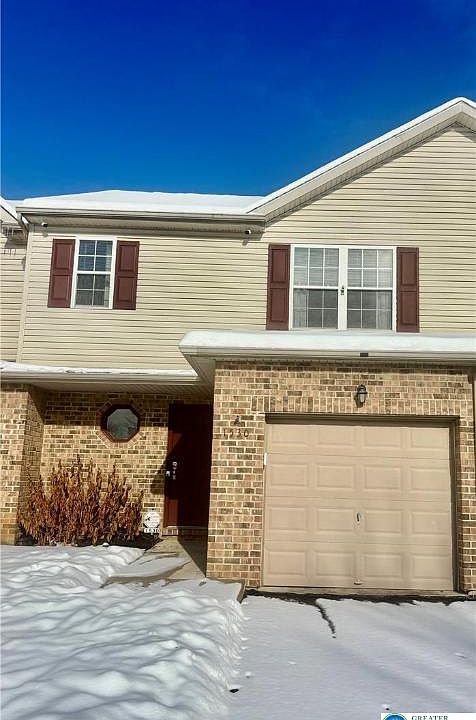 1st image of 1530 Hawthorn Dr
