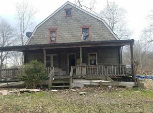 10869 Bloom Rd, Garrettsville, OH 44231