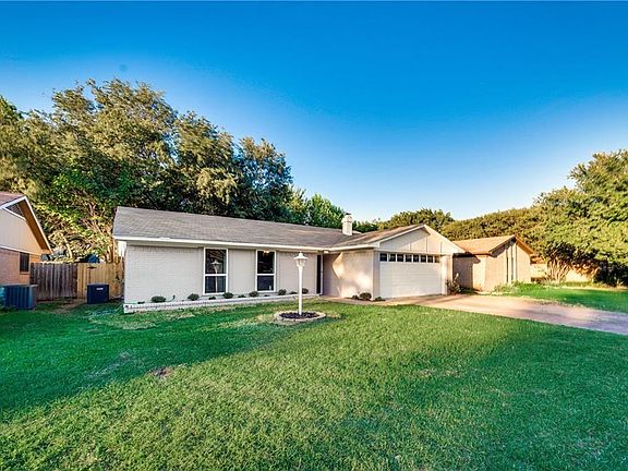 2nd image of 513 Cordova Cir