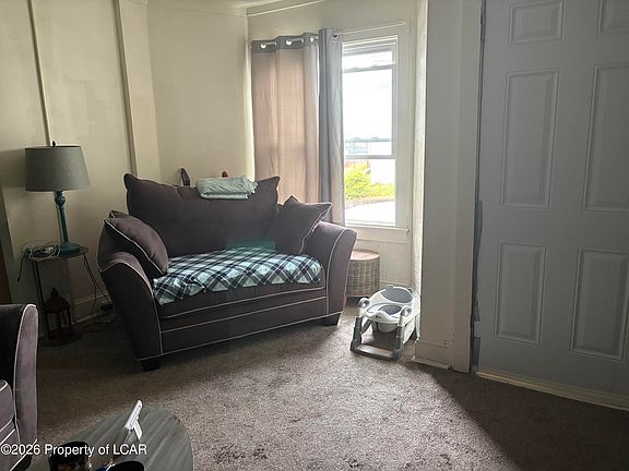 2nd image of 7 E Frothingham St