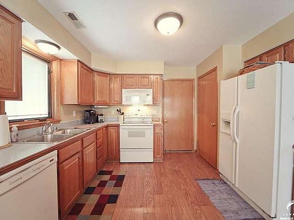 4437 W 25 Pl Lawrence, listing photo #3