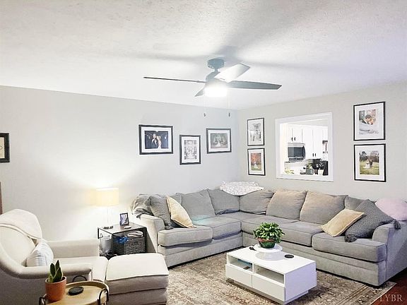 5th image of 757 Wyndhurst Dr