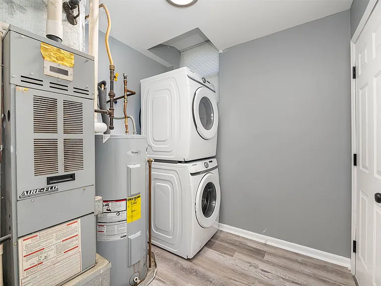 101 Crawford St #B-53641282 — Photo 21