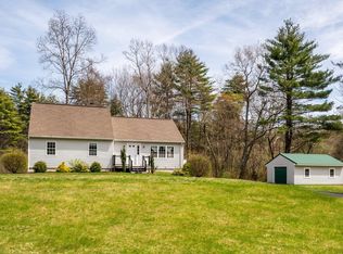 10 Giles Rd, East Kingston, NH 03827